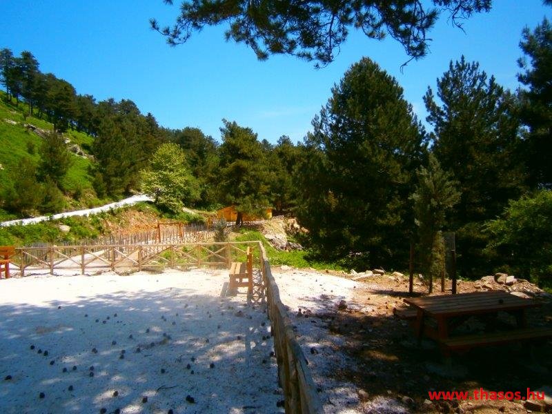 2013_05_06_panagia_hegyikert_16