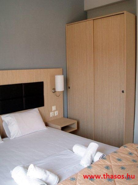 mironi_viktoria_hotel_apartman_32