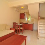 Eleni Mazonett Apartman *****