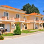 Eleni Mazonett Apartman *****
