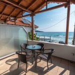 Viki Apartman és Stúdió II. (parti) **** 